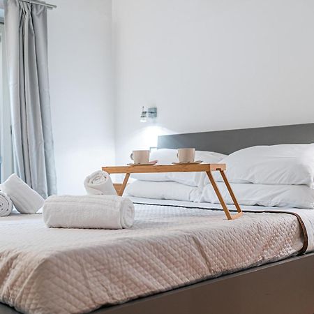 Villa Luxavocadoloft Duomo 10M Milano Esterno foto